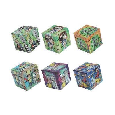 China Unique hot sale 4-layer cube Herb Grinder Dried Weed Smoking creative magic props for sale