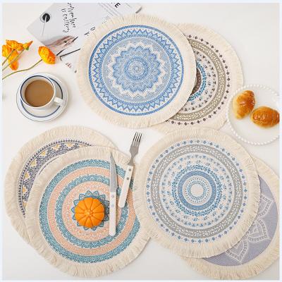 China CLASSIC Round Placemats for Restaurant Wedding Party Supplies Round Burlap Placemats with Tassels Mandala Boho Table Mats for sale