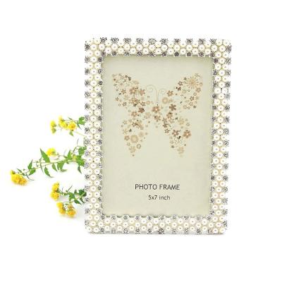 China Metal Wedding Pearl Photo Frame Picture Frame for Wedding Gifts for sale