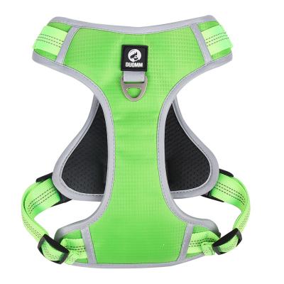 China Sustainable Dog Accessories Harness Padded Luxury Reflective Dog Harness with Front Clip and Easy Control Handle for Training Operation for sale