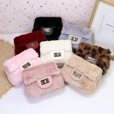 China Fashion 2021 winter hot sales mini plush handbags shoulder bags children kids travel small tote pocket handbags for women for sale