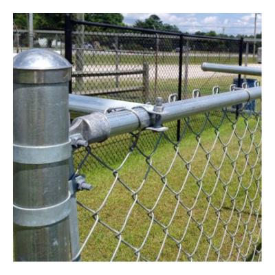 China Easily Assembled Airport Galvanized Chain Link Diamond Coated Cyclone Fencing for sale