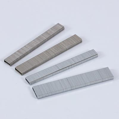 China Flatbed 90 Series Metal Staples 15mm - 40mm Lengths. 5.6mm crown. 18 Measure Staples for sale