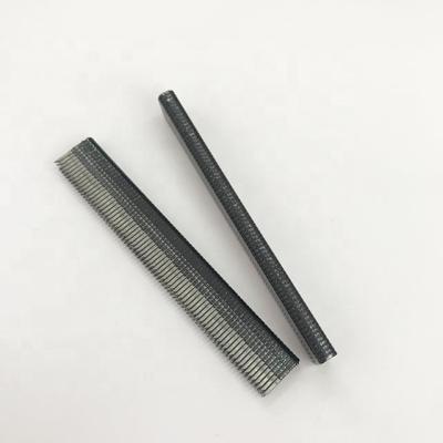 China Flat High Carbon 410K Black Clips With Sharp Leg For Furniture for sale