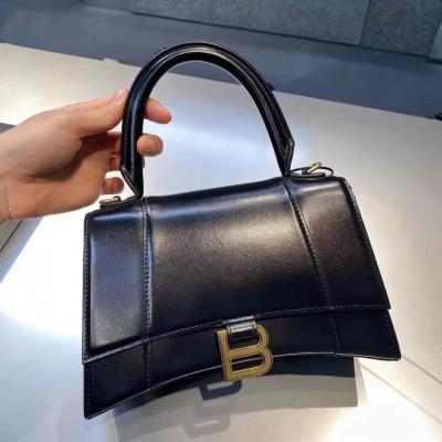 China 2021 New Portable Hourglass Bag Messenger Bag Leather Mini Handbag Crocodile Grain High Version Detachable Chain for sale