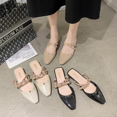 China Lightweight Women's Fashion Flats Square PU Cheap Comfortable Casual Non-slip Outdoor Classic Shoes for sale