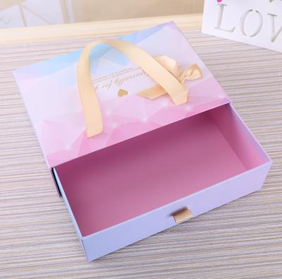 China Recyclable custom portable drawer box rose gift packaging box festival gift box with ribbon bow and handle for sale