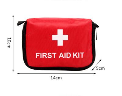 Κίνα Personal Care Emergency Survival Kit Light Portable Medicine Kit Outdoor Safety Kit Bag προς πώληση