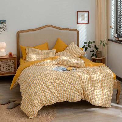 China Nondisposable Wholesale Home Soft Printed Simple Design Bedding Duvet Cover Set for sale