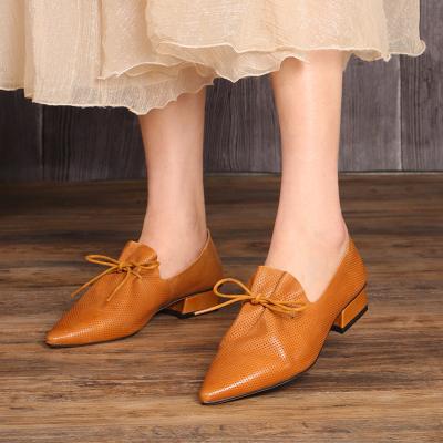 China HZM049 Single Shoes Women'S Spring New Thick Heel Pointed Literary Single Shoes Retro Soft Leather Mules Leather Shoes W for sale