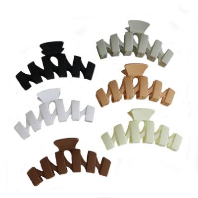 China Wholesale European and American Solid Color Large Wavy Exciting Clip Style Plastic Matte Heat Resistant Hair Claw for sale