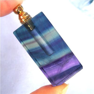 China China Wholesale Aromatherapy Fluorite Perfume Bottle Necklace Diffuser Crystal Pendant For Wedding Souvenirs Guests for sale