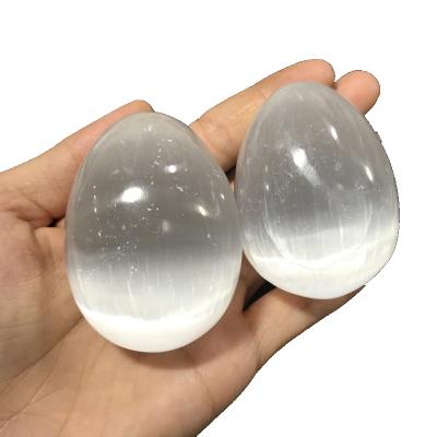 China Natural Selenite Egg Crystal Clear Gypsum White Egg From Europe For Sale for sale