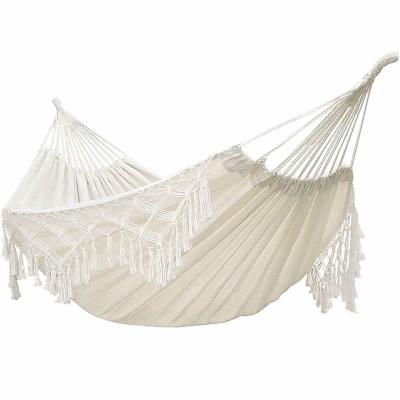 China Traditional Macrame Swing Hammock Chair Indoor Outdoor Cotton Hammock with Macrame Lace Fringe Tassel for sale