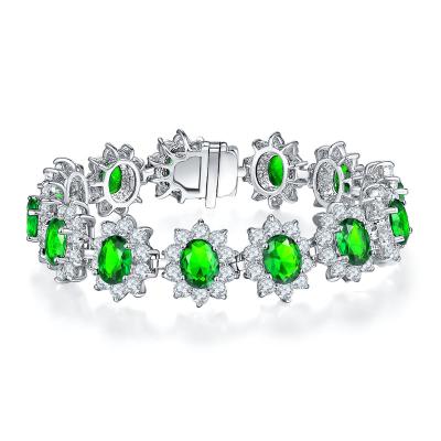 China FASHIONABLE Luxury Oval Cut Simulated Emerald Cubic Zirconia Diamond Bracelet for sale