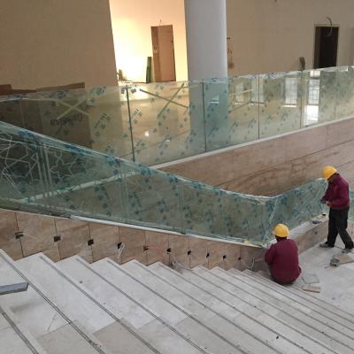 China Beautiful Handrail Modern Elegant Balcony Stair Railing China Custom Handrail for sale