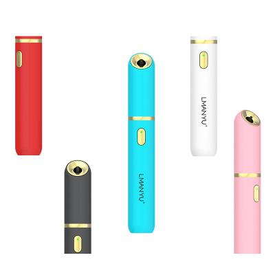 China Mini USB Portable Negative Ion Necklace Air Cleaner Ionizer Necklace Air Purifiers OEM Portable Colorful Personal Air Purifier for sale