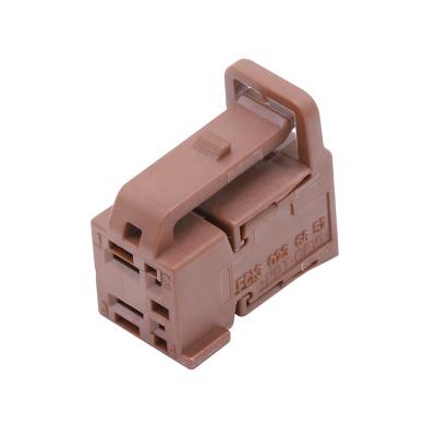 China Automotive 30236652 /13597381 Delphi 2.8mm 4 Pin Automotive Connectors Female Housing Brown Color for sale