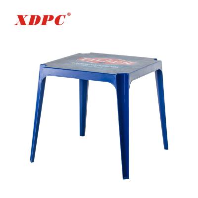 China Eco-friendly Plastic Stackable Bistros Beer Square Outdoor Dining Table For Restaurant for sale