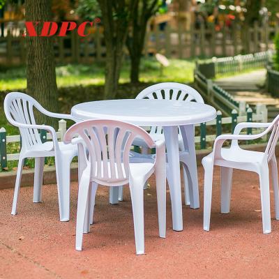 China Out Door Restaurant Furniture Set Eco - Friendly Camping Kitchen Table And Chair for sale