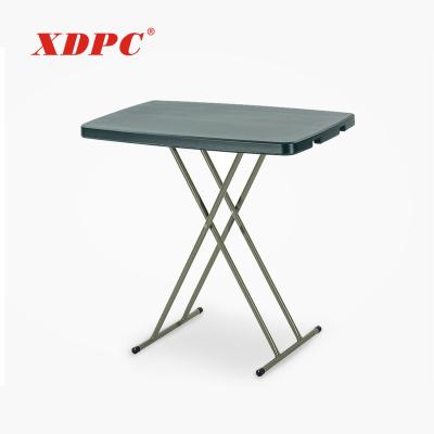 China Eco-friendly Portable Plastic Small Outdoor Garden Folding Tea Coffee Table With Metal Leg for sale