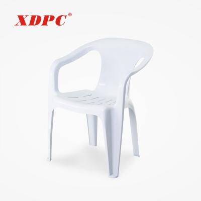 China Eco-friendly Polypropylene Plastic White Stacking Outdoor Banquet Dining Chair For Event for sale