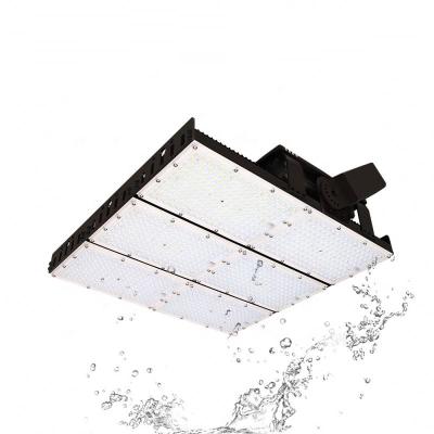 China Garden 6 Years Warranty UL DLC Listed Metal Halide Floodlight 2000w for sale