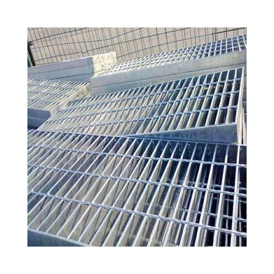 China Hot Dipped Galvanized Press Traditional Cheap Price Hot Dipped Galvanized Steel Grating Walkway Locked And Welded For Sale for sale