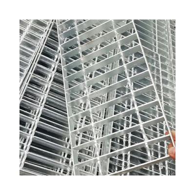 China Traditional high quality low price metal steel grating construction material crenellated galvanized steel grating for sale