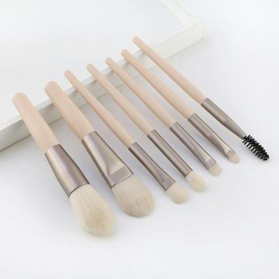 China Angular Blush Travel Size 7pcs Good Quality Soft Wooden Short Hair Makeup Brush Set for sale