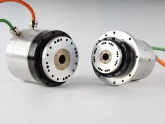 Rotary actuators used in three-dimensional five-axis rotary table