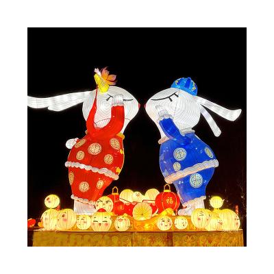 China Handmade Silk Chinese Rabbit Lantern Rabbit Lantern Chinese Festival Animal Outdoor Indoor Decoration for sale