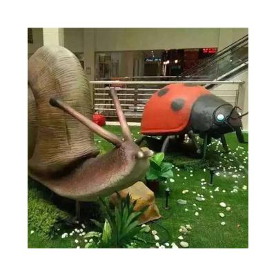 China Functional Custom Artificial Insects Huge Animatronic Ladybug Garden Decor for sale