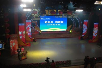 China High Resolution P6.25 Rental Mesh Led Display , 1R1G1B Stage Background Led Screen for sale