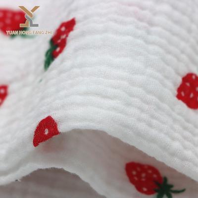 China Beautiful Design Cotton Strawberry Print OEM Pleat Gauze Fabric Anti-Static Double Gauze Muslin Fabric for sale