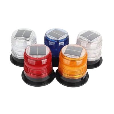 China High visibility Magnet Solar LED Barricade Warning Light Flashing Barricade for the Road Construction for sale