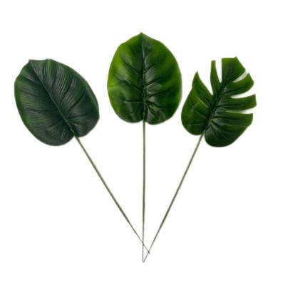 China Beautiful Colorful Beach Party Back Decoration A Pack of 12 Artificial Turtle Leaf Wedding Decoration Photography Props for sale