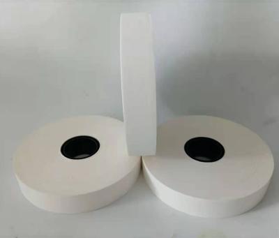 China ANTISTATIC PE Coated Paper Band Roll Hot Melt Kraft Paper Package Paper Band Strapping Roll 30mm Wide for sale