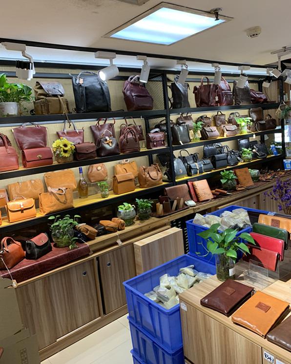 Verified China supplier - Guangzhou Ruixuan Leather Products Co., Ltd.