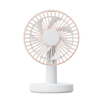 China Comfortable Soft Desk Mini Small Body Wind Fan and Air Cooling Lightweight Quiet Low Noise Portable Fan for sale