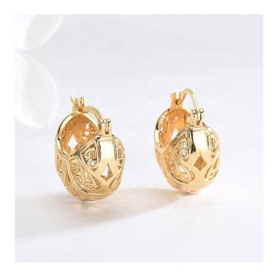 China FASHIONABLE unique looking 18K plated gold color plated Logo Korea Earring For Women for sale