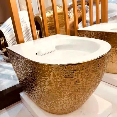 China Wholesale Outdoor Hidden Cistern Springlegroup 3d Mold Bathroom Double Flush Wall Hung Concealed Water Tank Rose Gold Toilet for sale