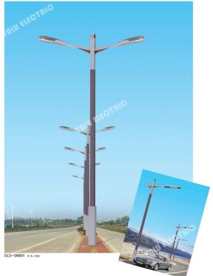 China Parking lot galvanized rural road 12M single arm street light pole with HPS and MHL flooding lamps. for sale