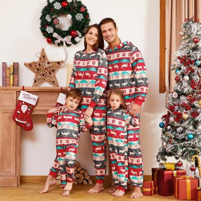 China Hot Selling QUICK DRY Christmas Custom Made Matching Pajamas Fashion Print Christmas Two Piece Pajamas For Family for sale