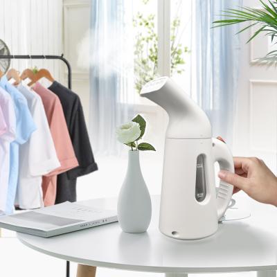 China 2020 HOT SELLING Travel PC and ABS Mini Clothes Steamer Garment Steamer with ETL/CE/RoHS for sale