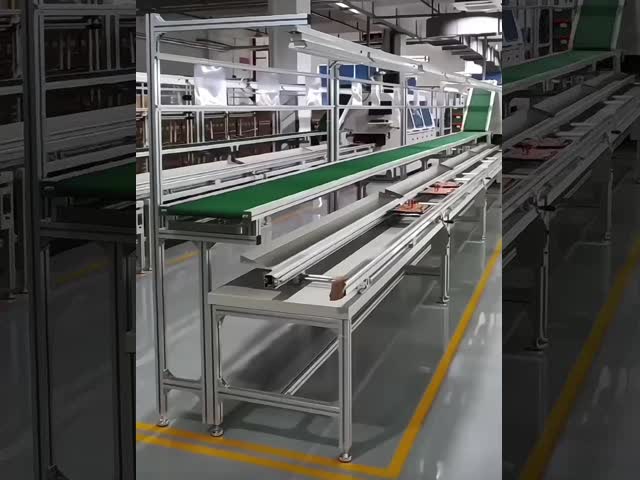 Features High Precision The Top-Notch Shaped Component Plug-in Machine for Your Business