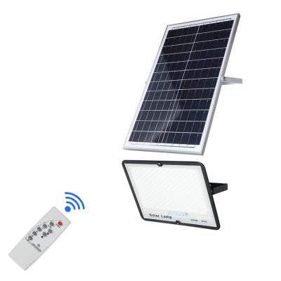 China 50w 100w 200w 300w smd outdoor waterproof IP67 garden aluminum solar led floodlight for sale