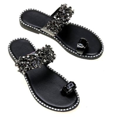 China 2021 Fashion Trend High Quality New Style PVC Toe Beach Rivet Women's Flat Sandals for sale