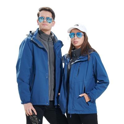 China New Arrivals Mechanical Bomb Fleece Hooded Waterproof And Windproof Thickened Three-in-one Outdoor Active Jacket For Men Winter for sale