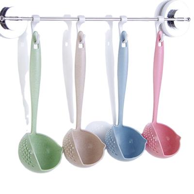 China Sustainable Homeware Kitchenware Wheat Straw 2 In 1 Large Kitchen Sieve Spoon With Long Handle for sale